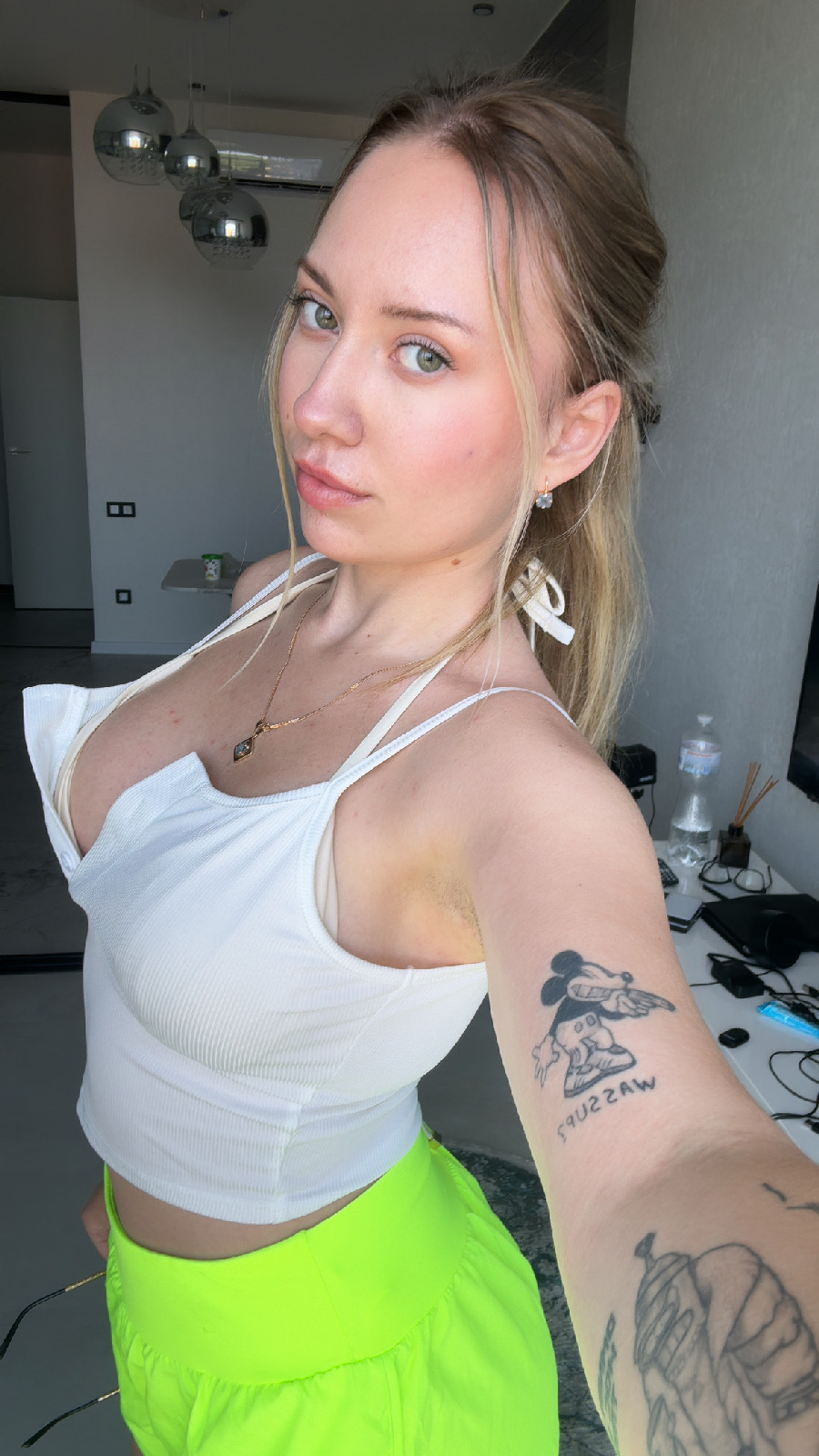 KateV in her underwear in Hamheung