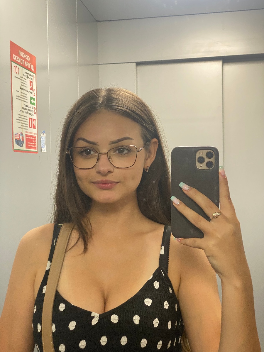 Sexy model Stacy in Hamheung